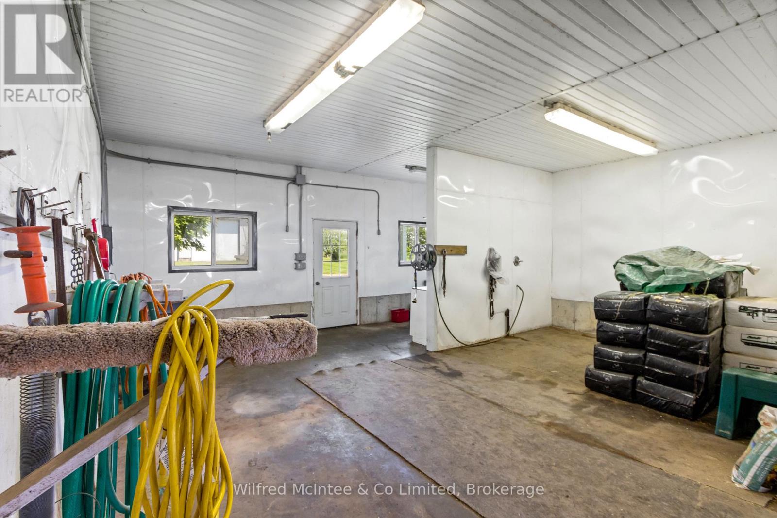 952 Bruce Road 23, Kincardine, Ontario  N0G 2T0 - Photo 26 - X12059209