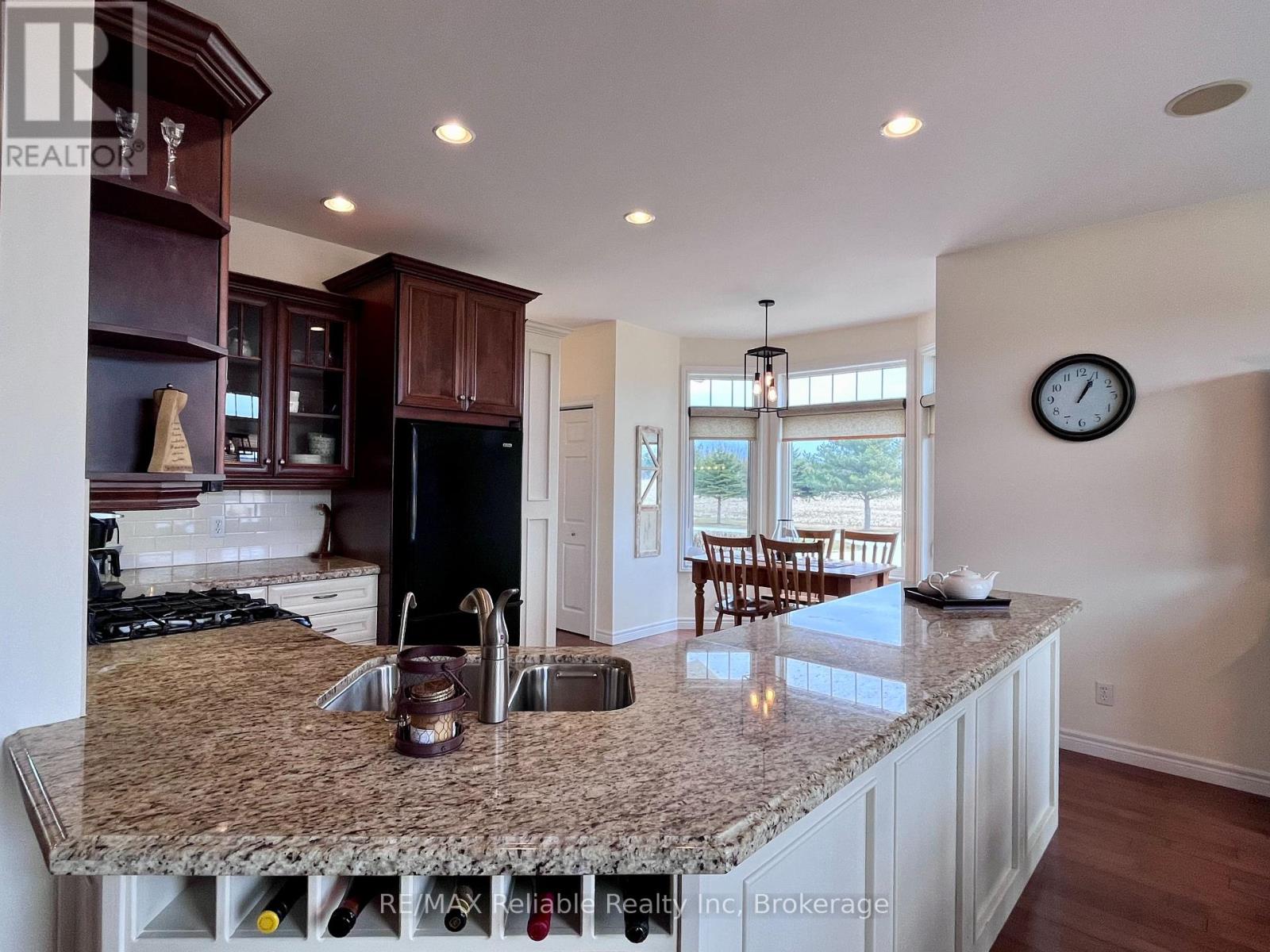 33859 Golf Course Road, Ashfield-Colborne-Wawanosh, Ontario  N7A 3Y3 - Photo 12 - X12059584