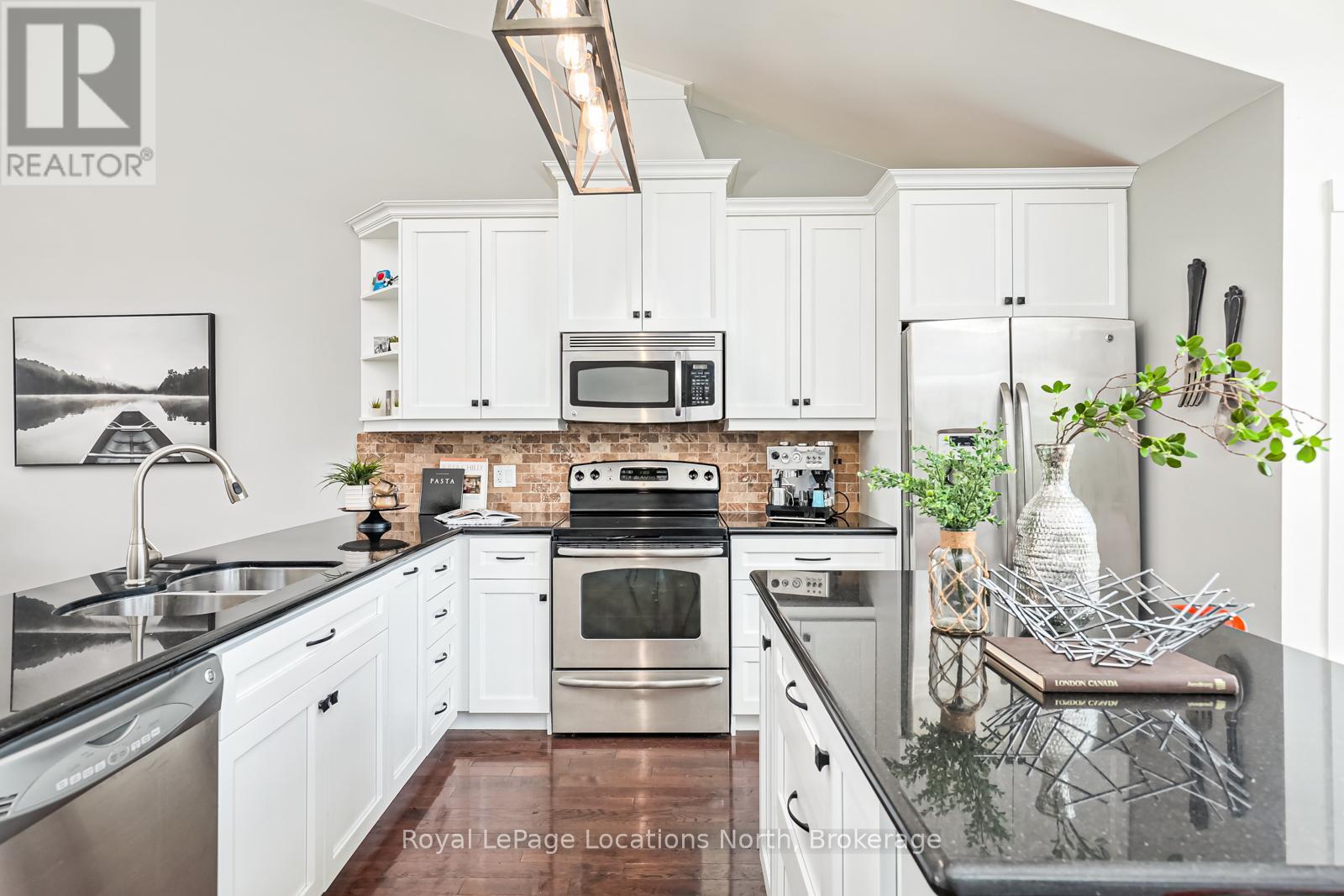 7 - 59 King Street E, Blue Mountains, Ontario  N0H 2P0 - Photo 6 - X12059865