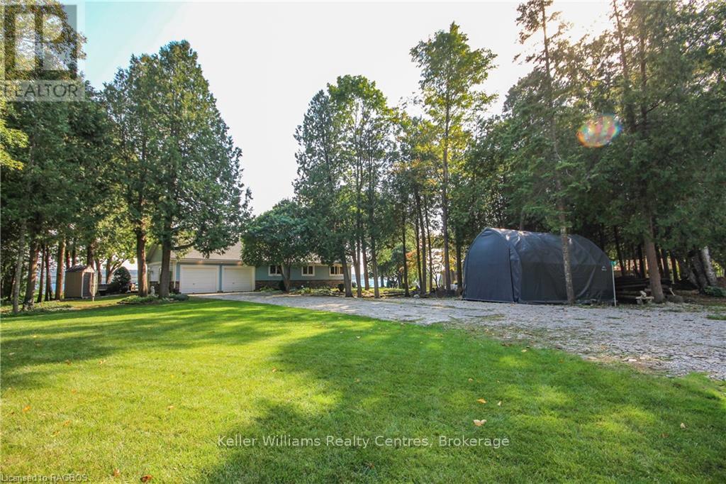 9 Kathleen Avenue, South Bruce Peninsula, Ontario  N0H 2T0 - Photo 18 - X12060038