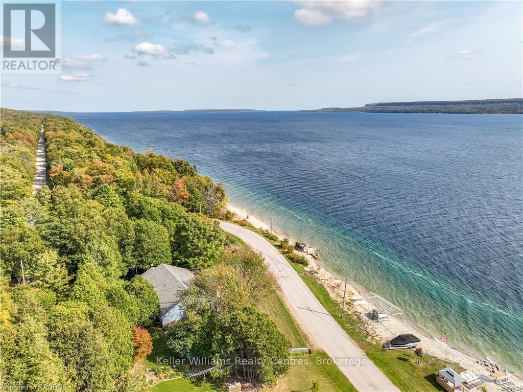 9 Kathleen Avenue, South Bruce Peninsula, Ontario  N0H 2T0 - Photo 2 - X12060038