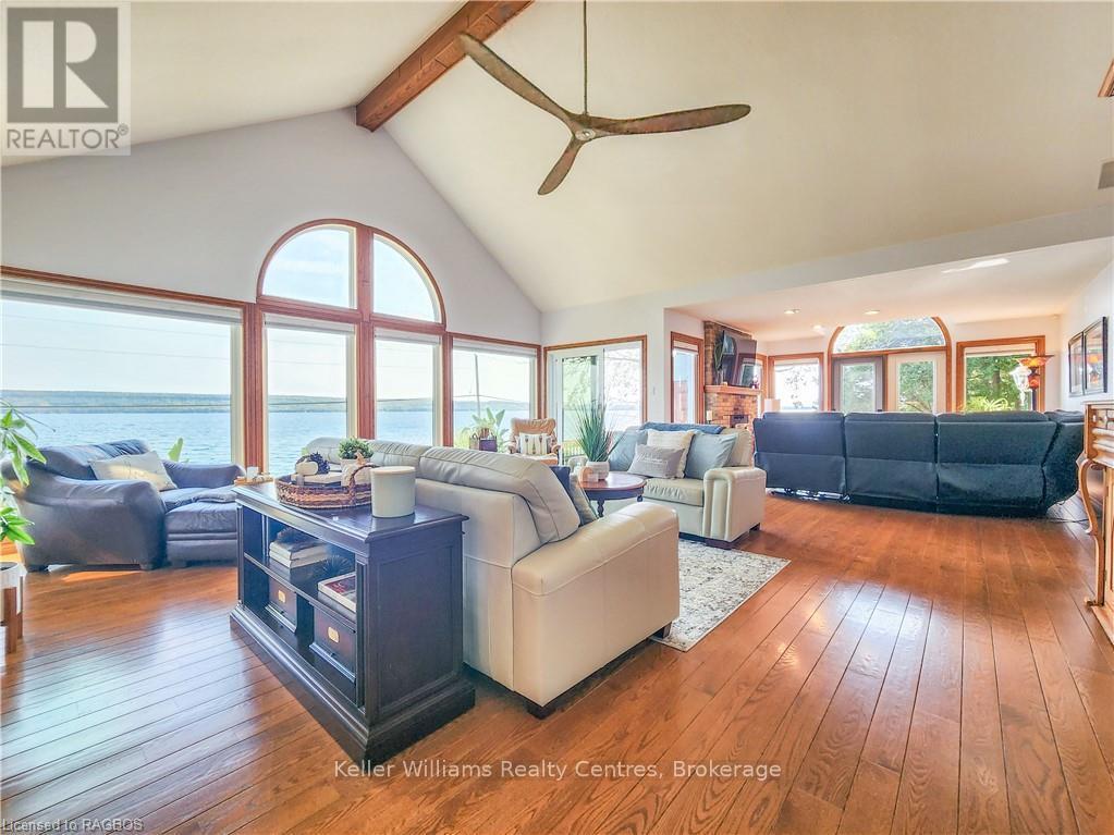 9 Kathleen Avenue, South Bruce Peninsula, Ontario  N0H 2T0 - Photo 24 - X12060038