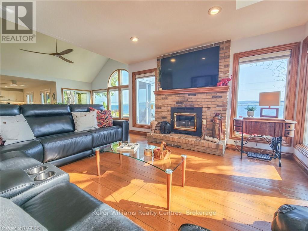 9 Kathleen Avenue, South Bruce Peninsula, Ontario  N0H 2T0 - Photo 28 - X12060038