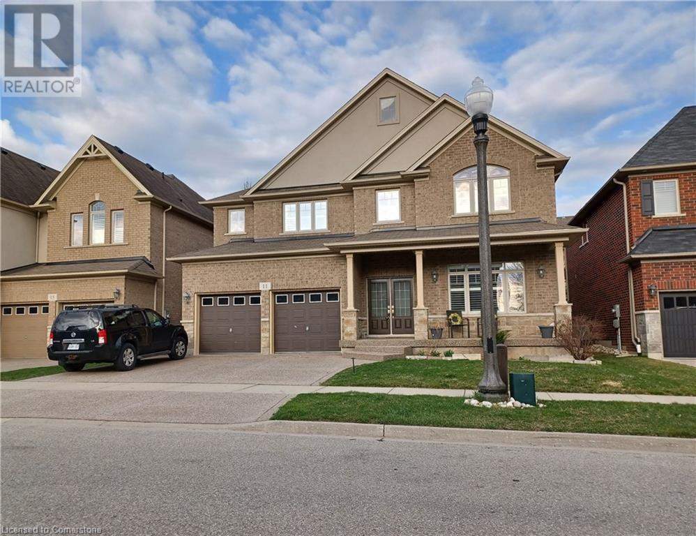 11 Redtail Street, Kitchener, Ontario  N2K 4H9 - Photo 2 - 40713358