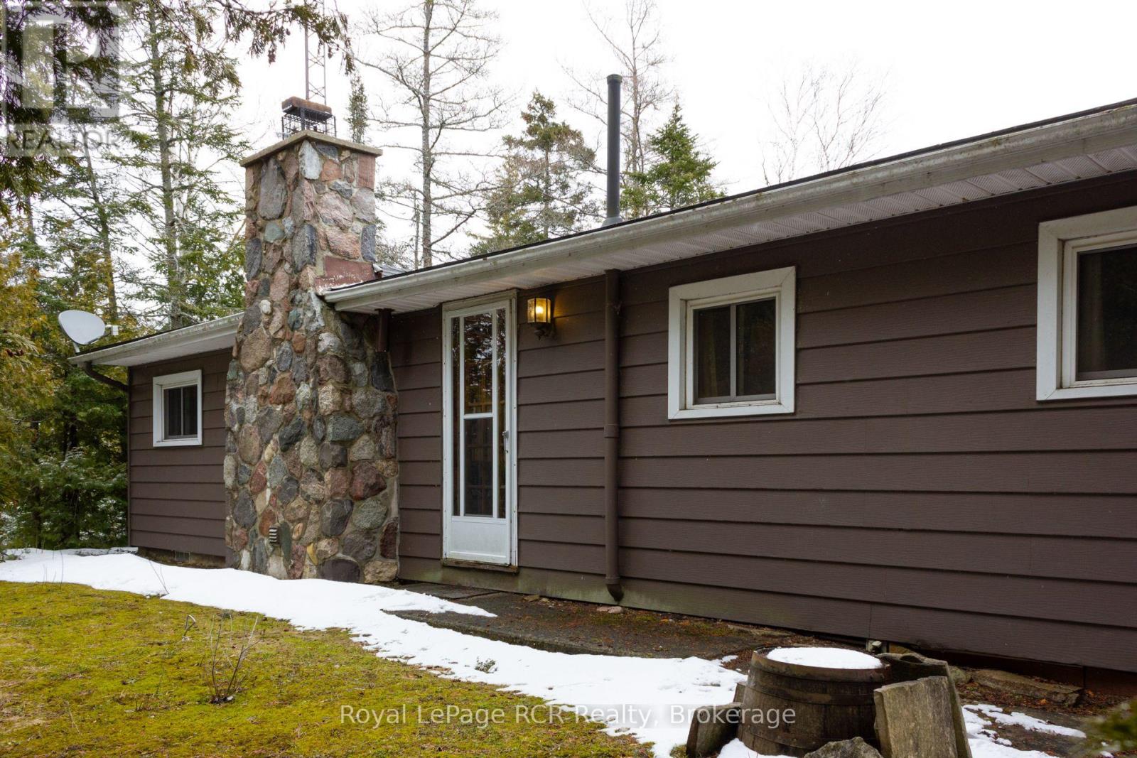 594 WARNER BAY ROAD, Northern Bruce Peninsula, Ontario