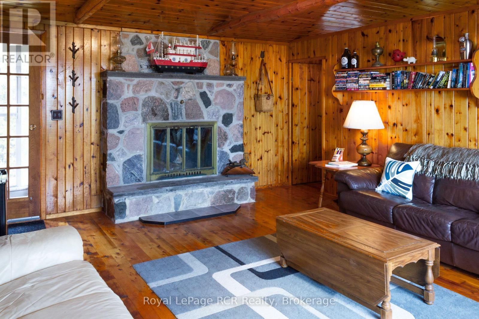 594 Warner Bay Road, Northern Bruce Peninsula, Ontario  N0H 2R0 - Photo 11 - X12060903