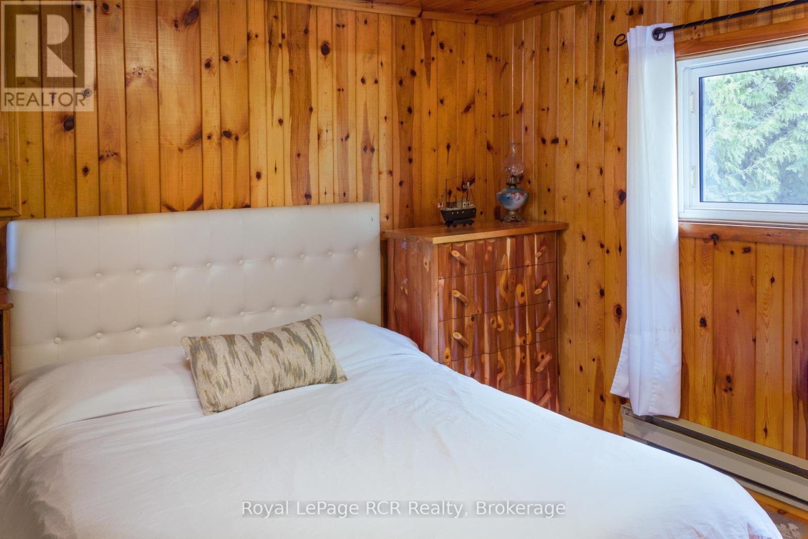 594 Warner Bay Road, Northern Bruce Peninsula, Ontario  N0H 2R0 - Photo 17 - X12060903