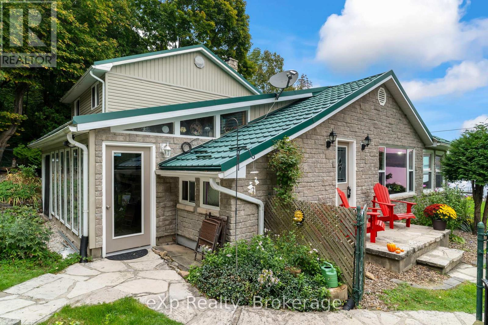 47 Water Street, Northern Bruce Peninsula, Ontario  N0H 2T0 - Photo 6 - X12061392