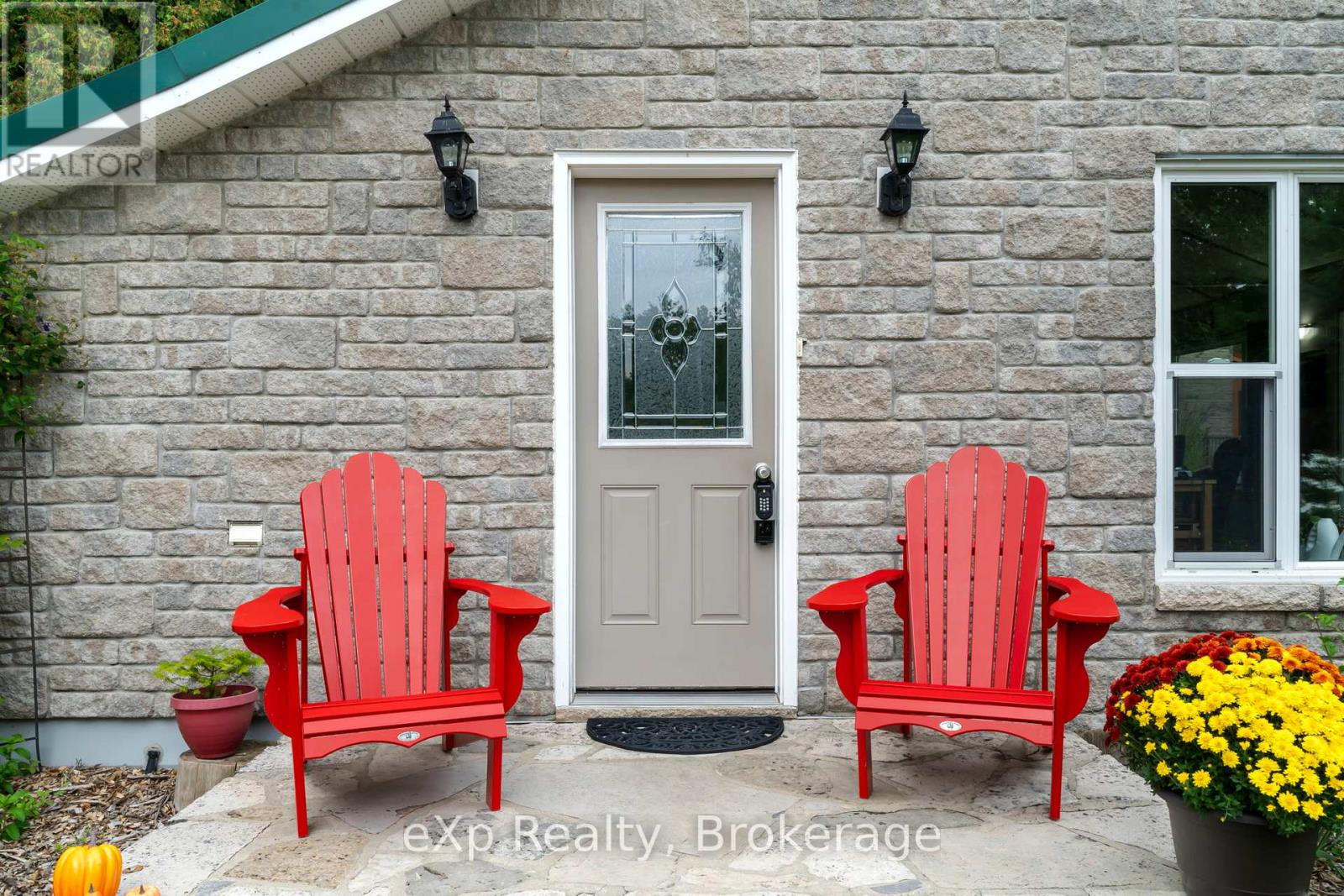 47 Water Street, Northern Bruce Peninsula, Ontario  N0H 2T0 - Photo 7 - X12061392