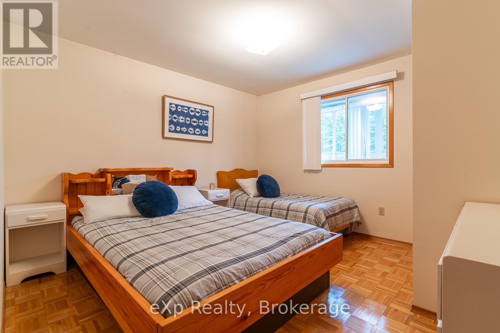 27 Bell Drive, Northern Bruce Peninsula, Ontario  N0H 1X0 - Photo 19 - X12061396