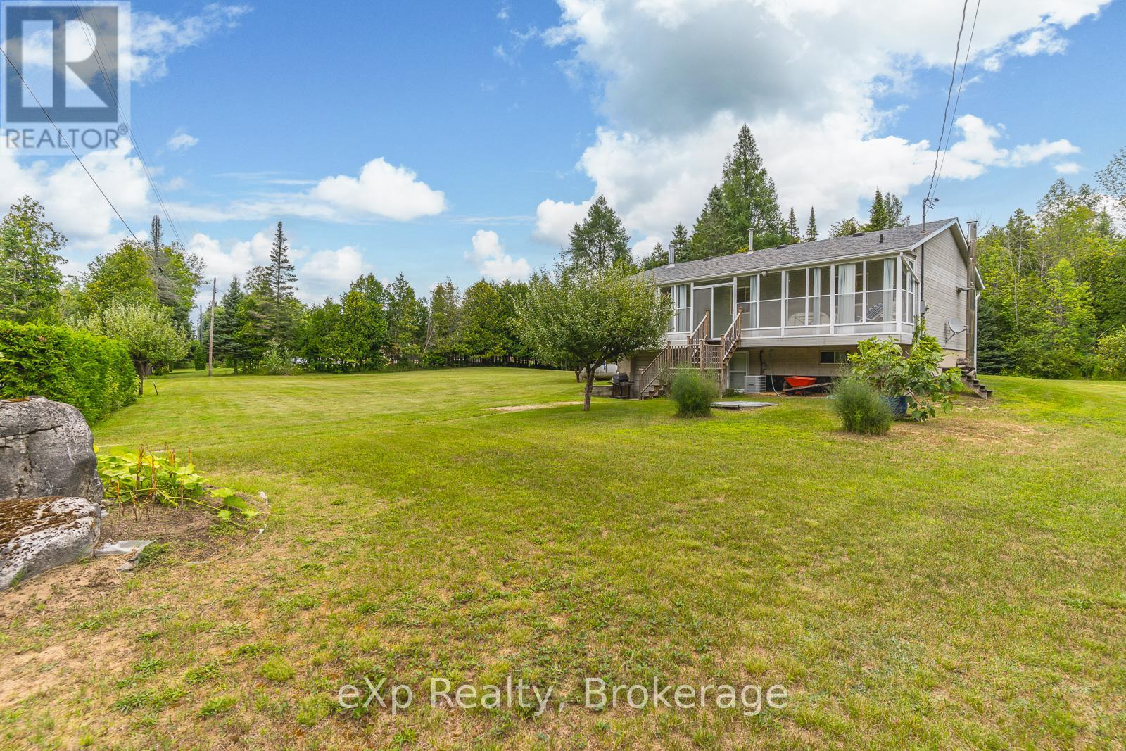 27 Bell Drive, Northern Bruce Peninsula, Ontario  N0H 1X0 - Photo 3 - X12061396