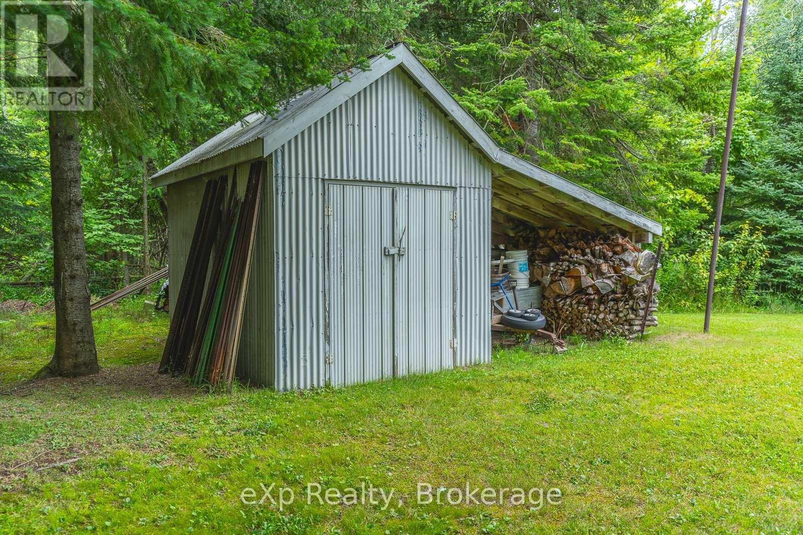 27 Bell Drive, Northern Bruce Peninsula, Ontario  N0H 1X0 - Photo 39 - X12061396