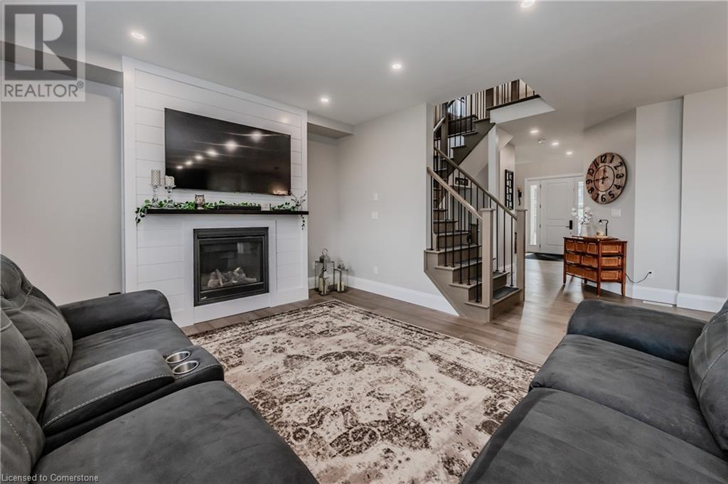 100 Pugh Street, Milverton, Ontario  N0K 1M0 - Photo 5 - 40713325
