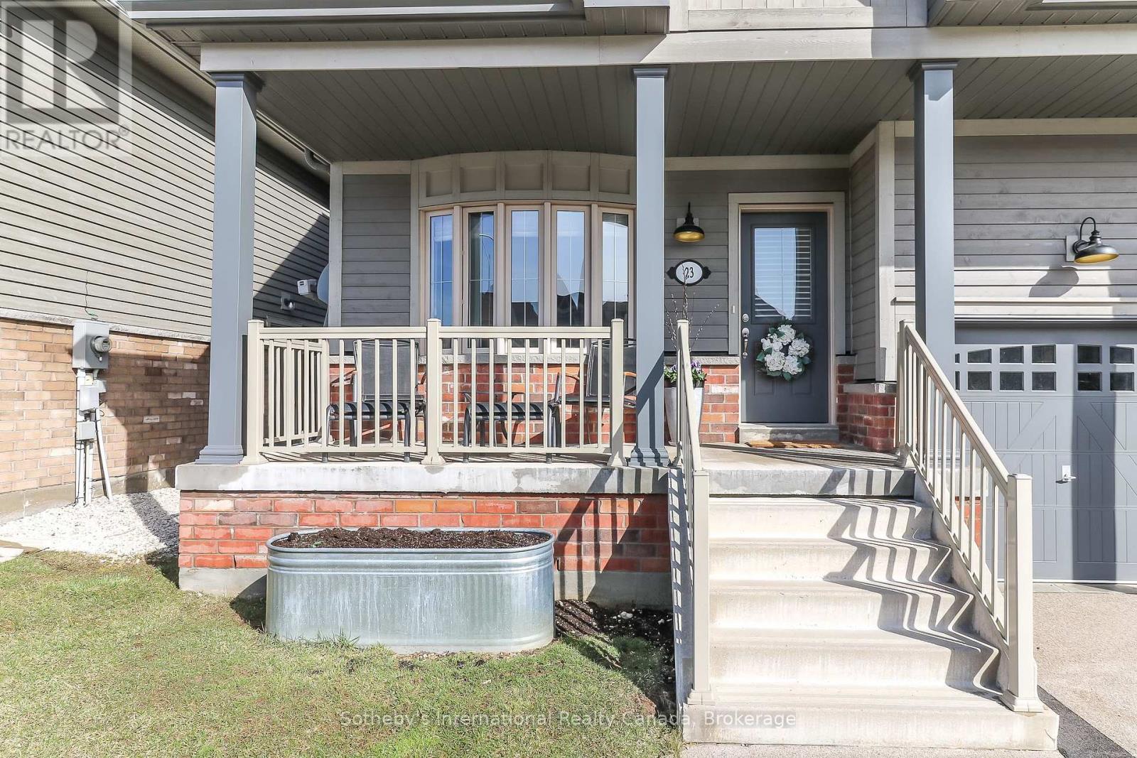 23 Cooper Street, Collingwood, Ontario  L9Y 0W8 - Photo 3 - S12062425