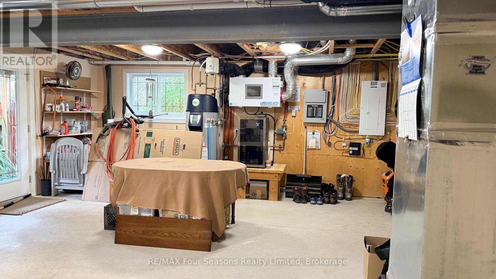 229 Rankin Street, Saugeen Shores, Ontario  N0H 2L0 - Photo 40 - X12062589