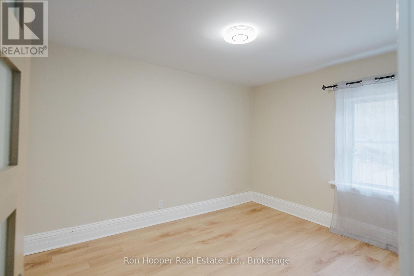 539 4th Avenue E, Owen Sound, Ontario  N4K 2N1 - Photo 18 - X12062696