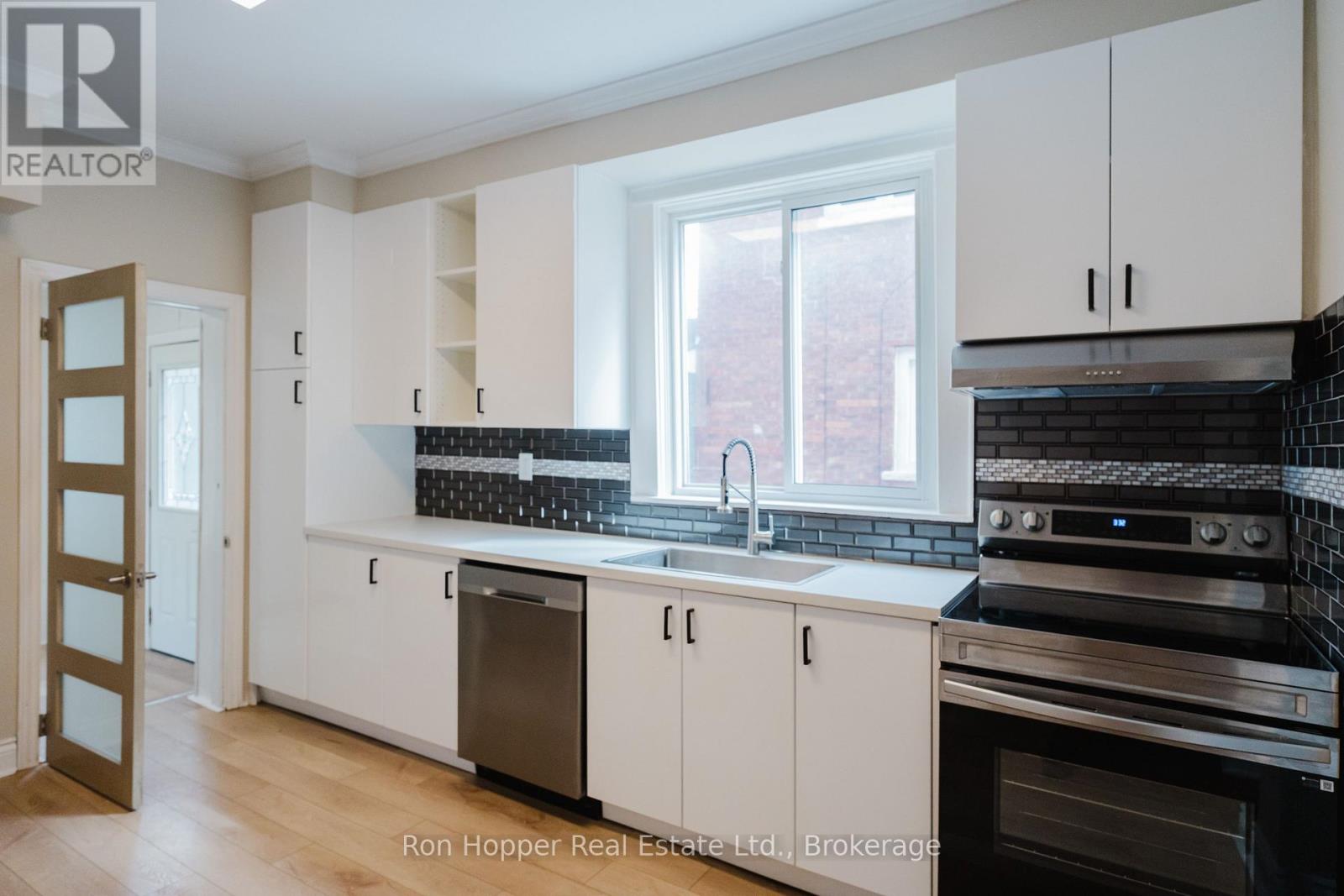 539 4th Avenue E, Owen Sound, Ontario  N4K 2N1 - Photo 9 - X12062696
