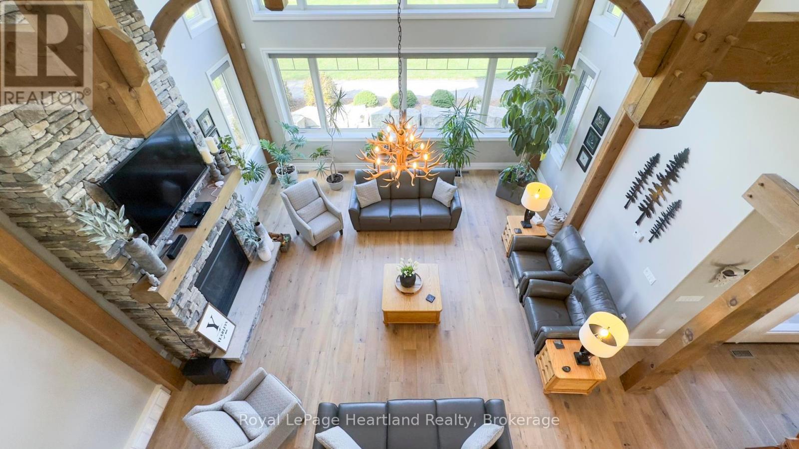 4640 Lakeshore Road, Plympton-Wyoming, Ontario  N0N 1J6 - Photo 29 - X12062771
