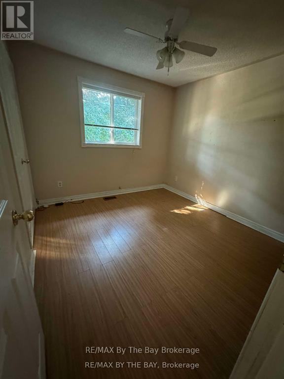 51 Smallman Drive, Wasaga Beach, Ontario  L9Z 1L3 - Photo 10 - S12062879