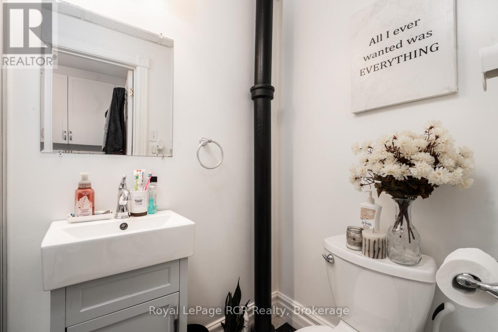 134 9th Street, Hanover, Ontario  N4N 1K6 - Photo 20 - X12065234