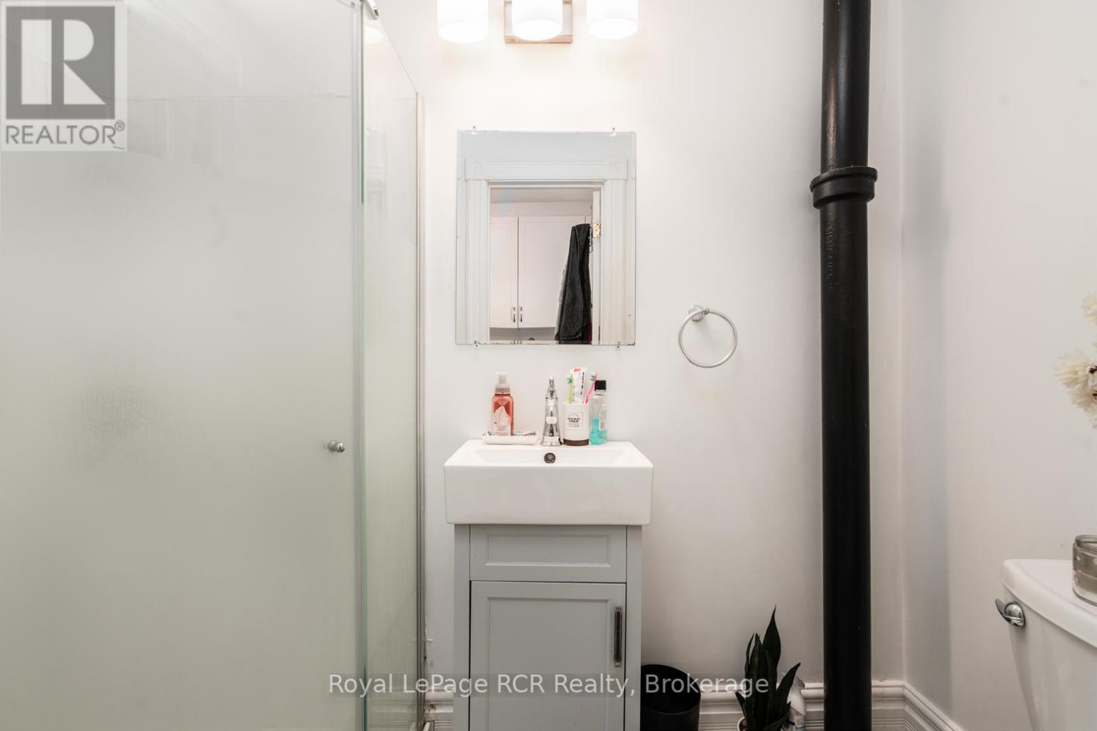 134 9th Street, Hanover, Ontario  N4N 1K6 - Photo 21 - X12065234