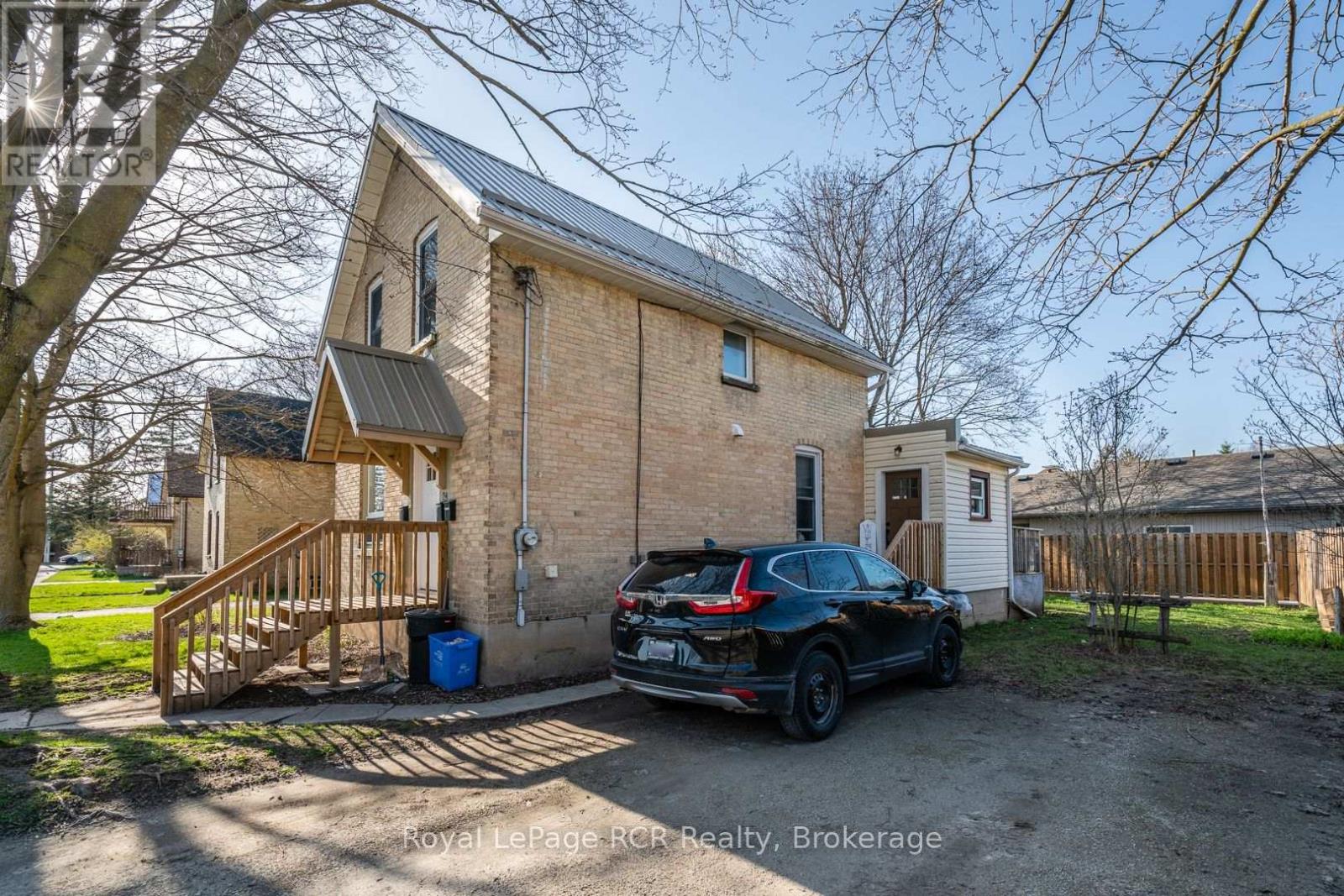 134 9th Street, Hanover, Ontario  N4N 1K6 - Photo 3 - X12065234