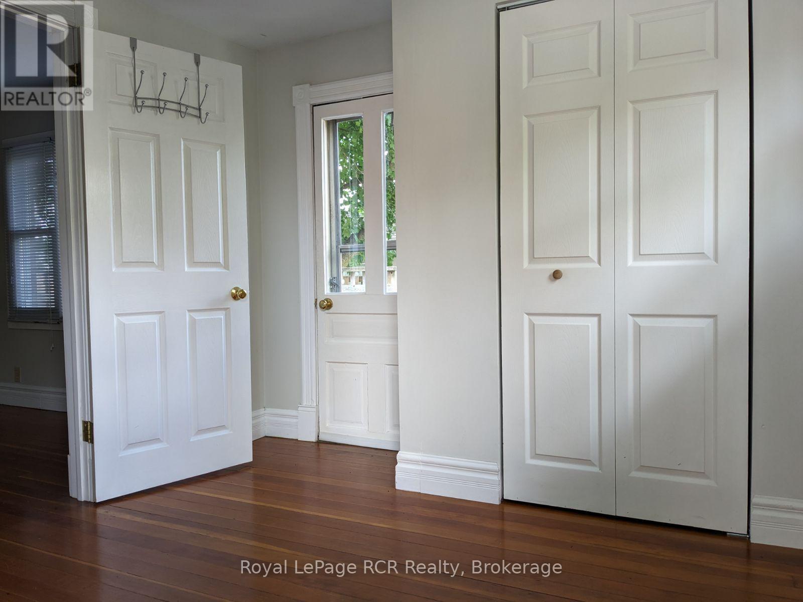 134 9th Street, Hanover, Ontario  N4N 1K6 - Photo 34 - X12065234