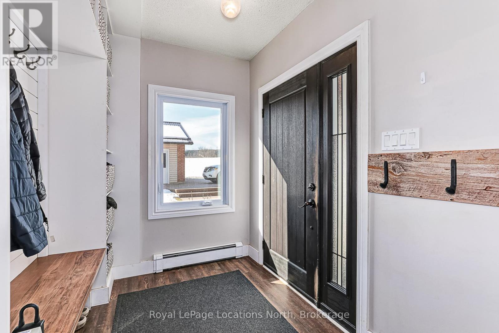 1931 Conc 10 Nottawasaga Concession W, Clearview, Ontario  L0M 1P0 - Photo 7 - S12066207