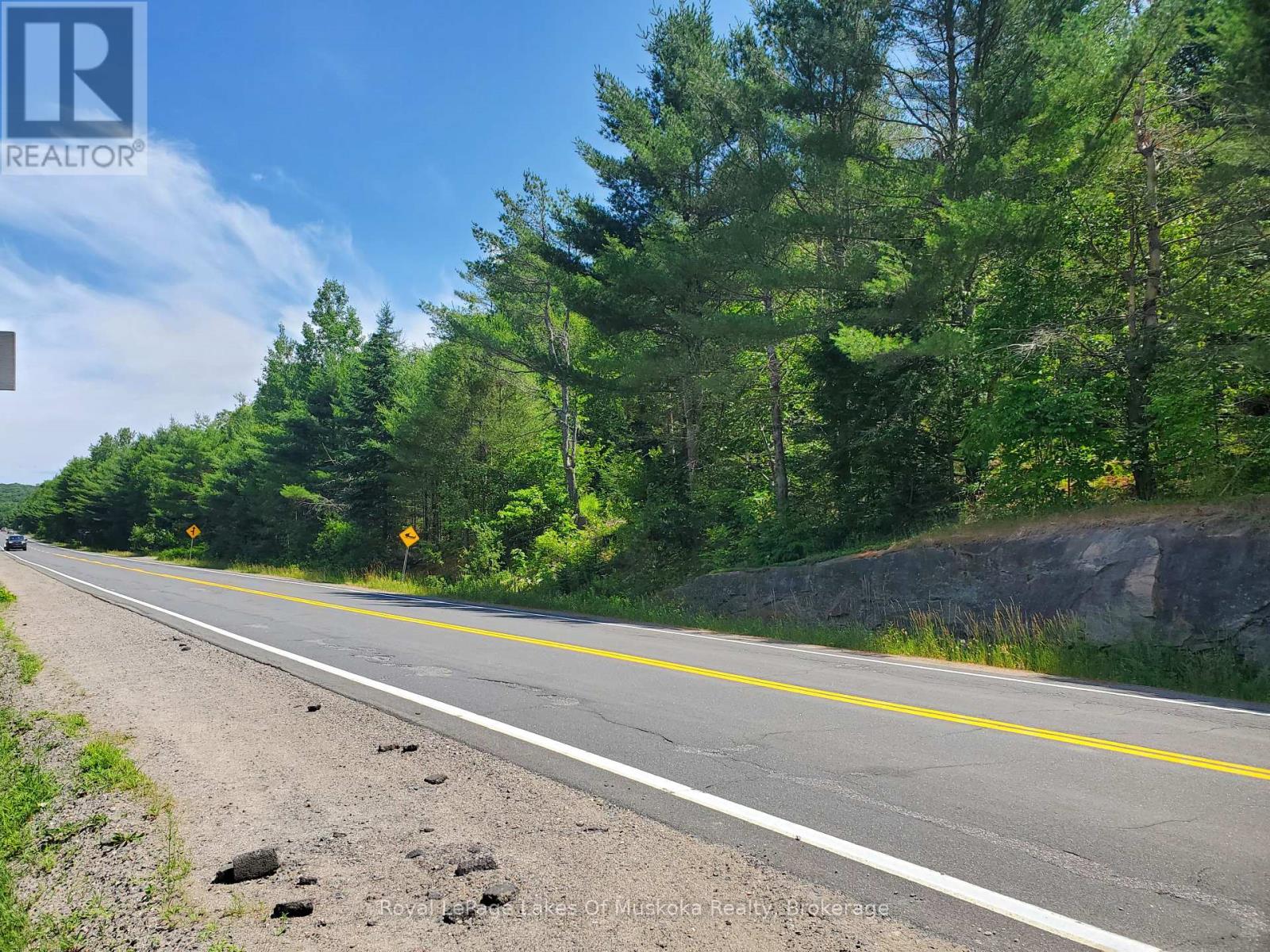 2750 Muskoka 117 Road, Lake Of Bays, Ontario  P0B 1A0 - Photo 9 - X12066404