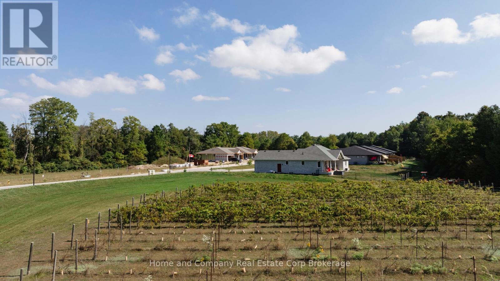 60 Deer Ridge Lane W, Bluewater, Ontario  N0M 1G0 - Photo 6 - X12066808