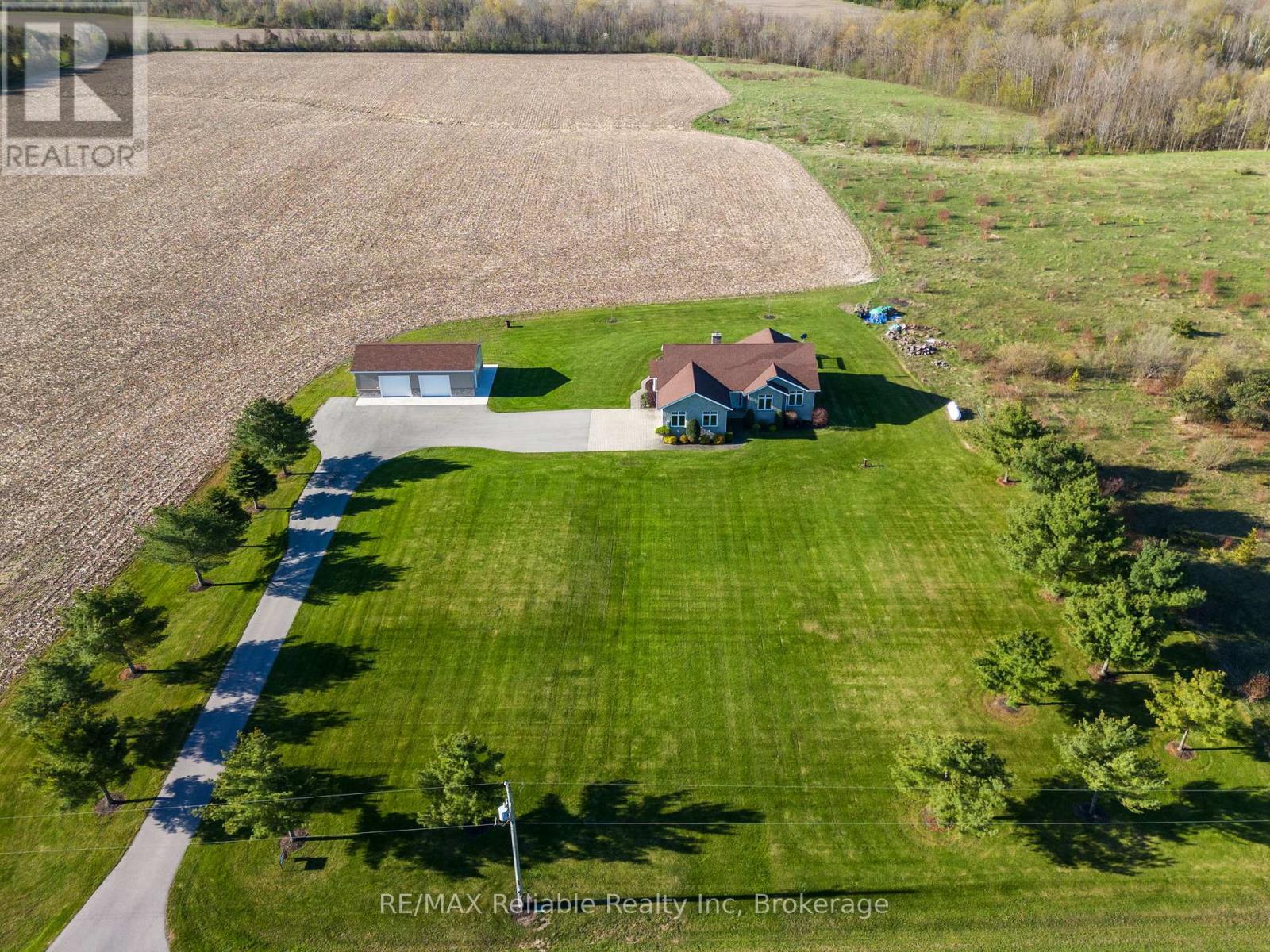 33859 Golf Course Road, Ashfield-Colborne-Wawanosh, Ontario  N7A 3Y3 - Photo 2 - X12067915