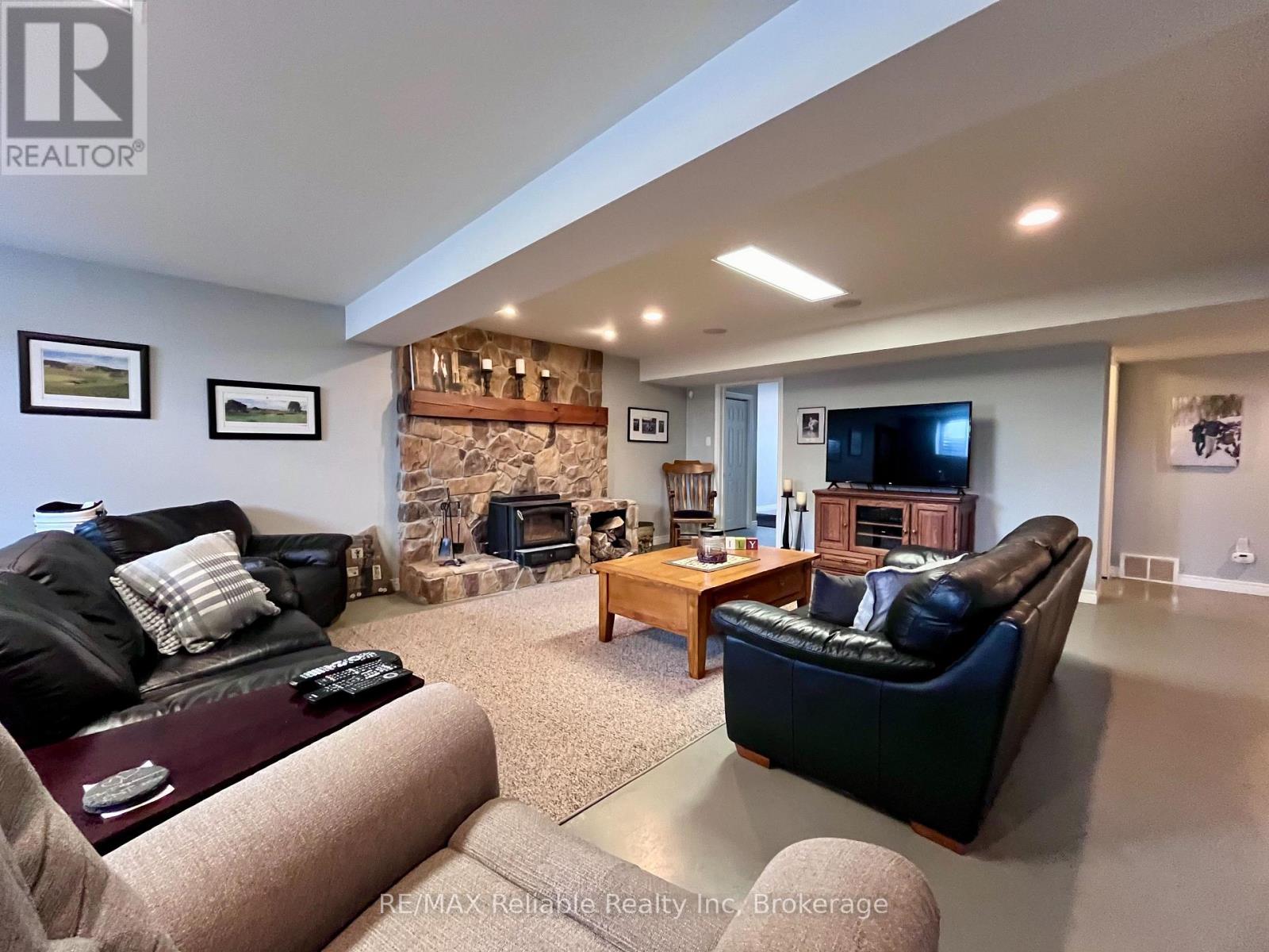33859 Golf Course Road, Ashfield-Colborne-Wawanosh, Ontario  N7A 3Y3 - Photo 32 - X12067915