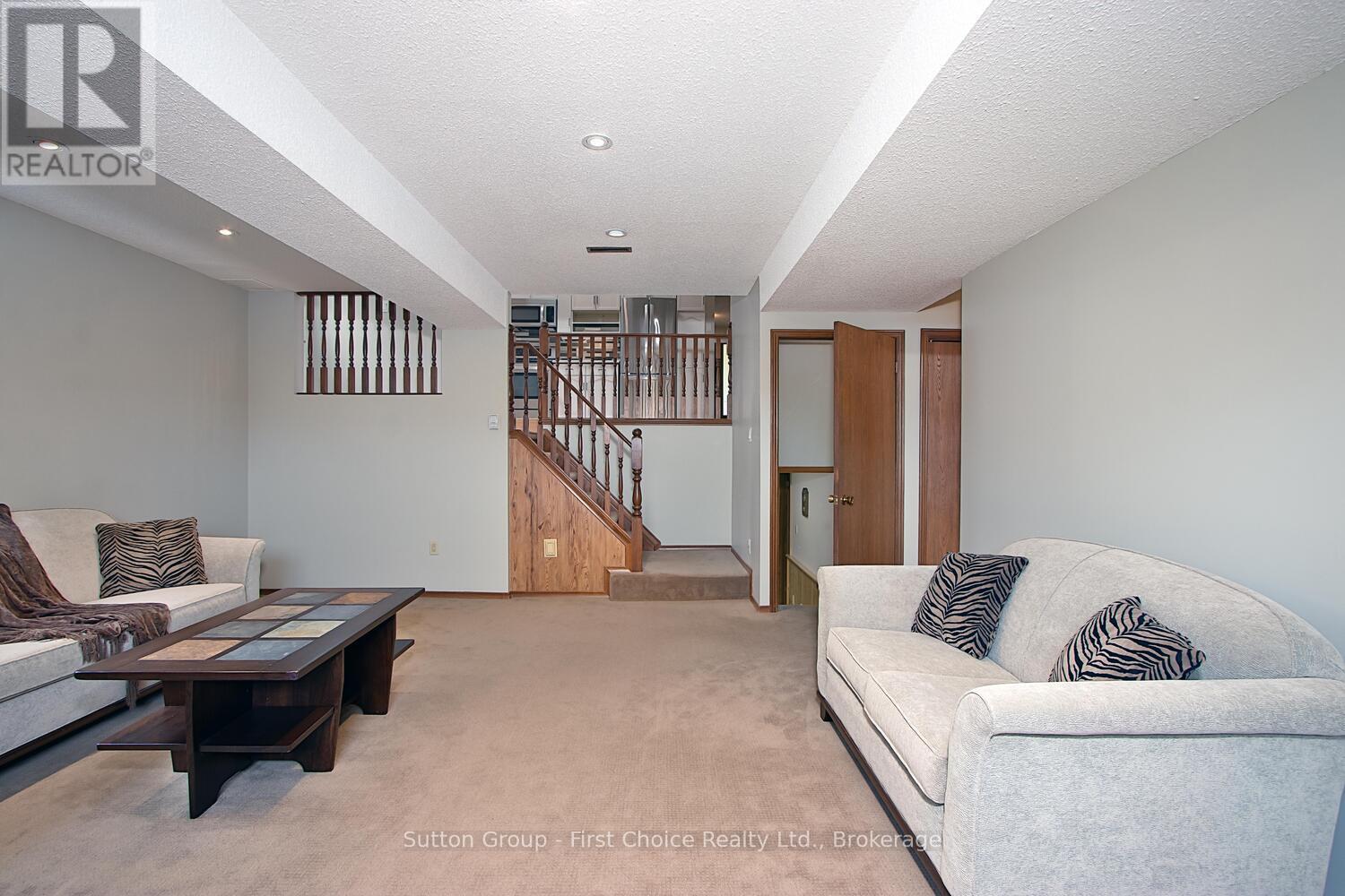 91 Norwood Court, Stratford, Ontario  N5A 7R8 - Photo 15 - X12071370