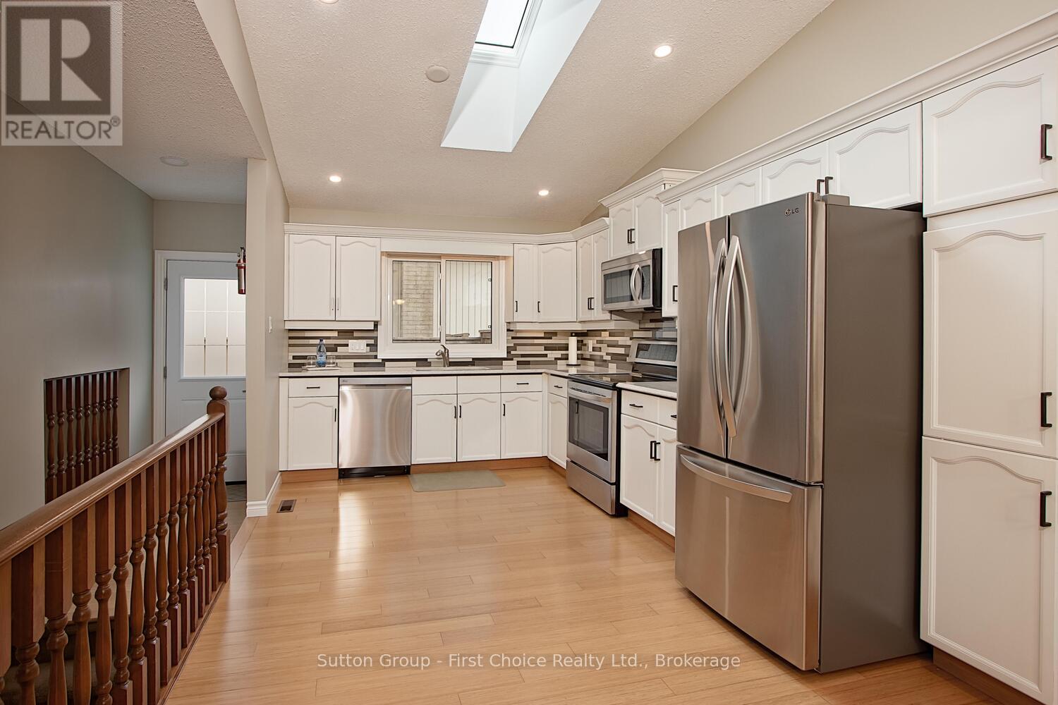 91 Norwood Court, Stratford, Ontario  N5A 7R8 - Photo 8 - X12071370