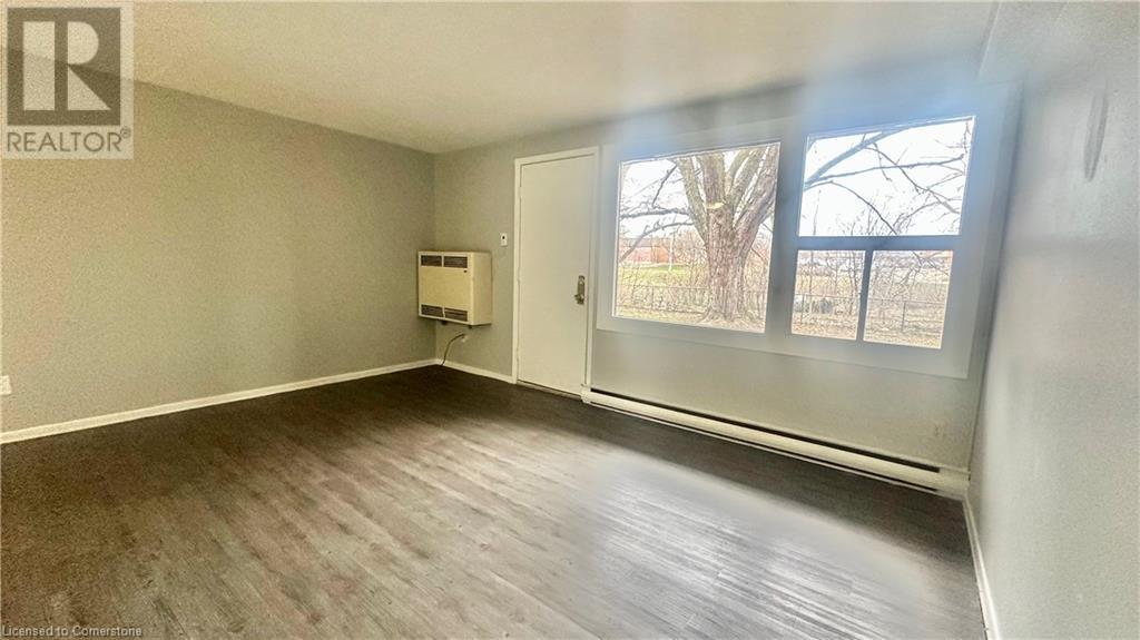 1200 Courtland Avenue E Unit# 35, Kitchener, Ontario  N2C 1K7 - Photo 7 - 40715050