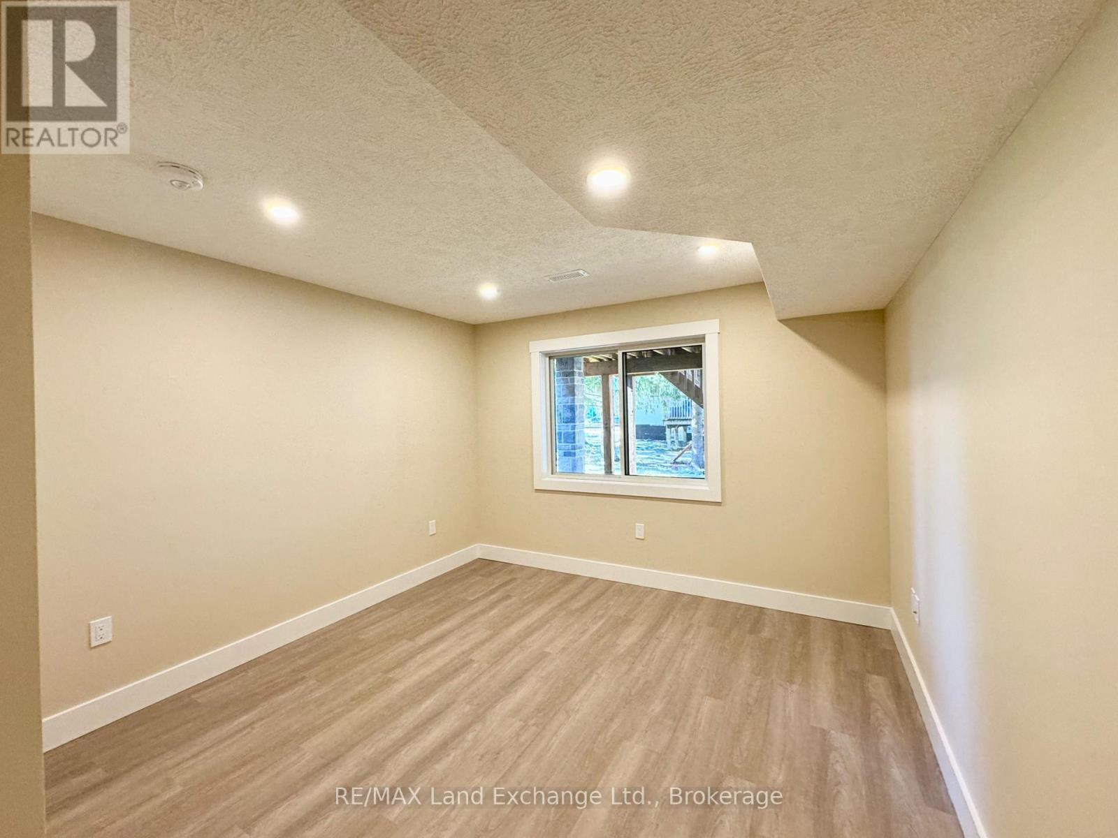 15 Nyah Court, Kincardine, Ontario  N0G 2T0 - Photo 19 - X12072710