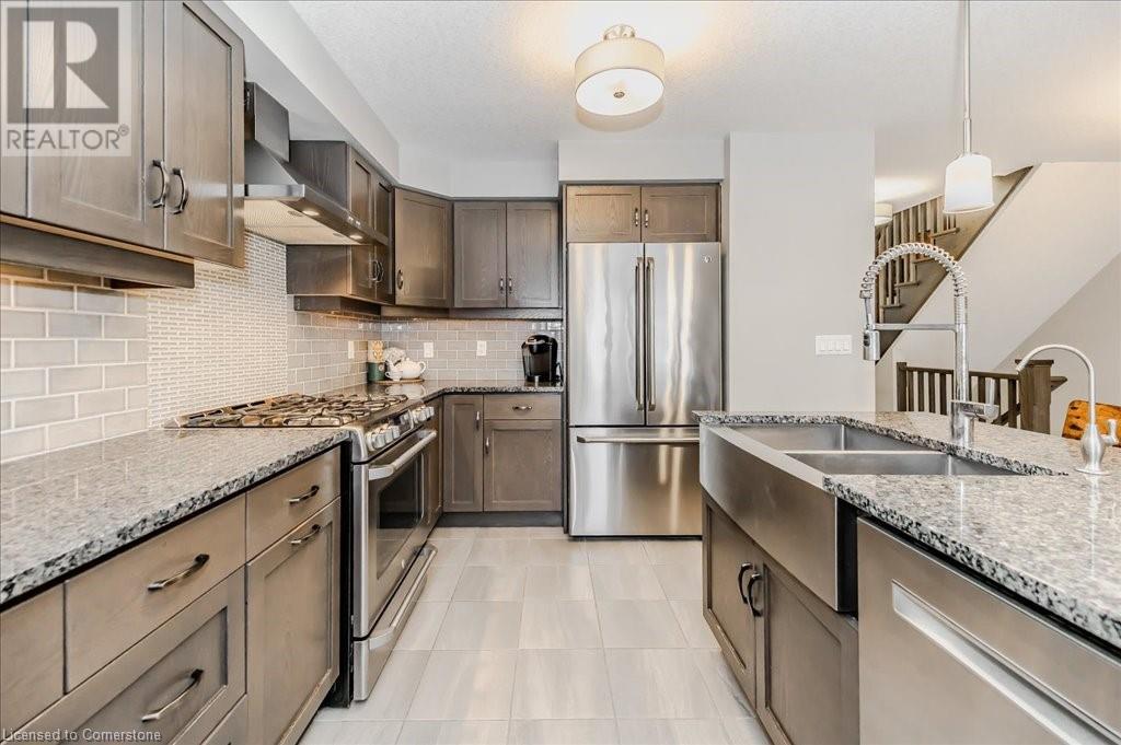 635 Saginaw Parkway Unit# 82, Cambridge, Ontario  N1T 0C1 - Photo 2 - 40715315