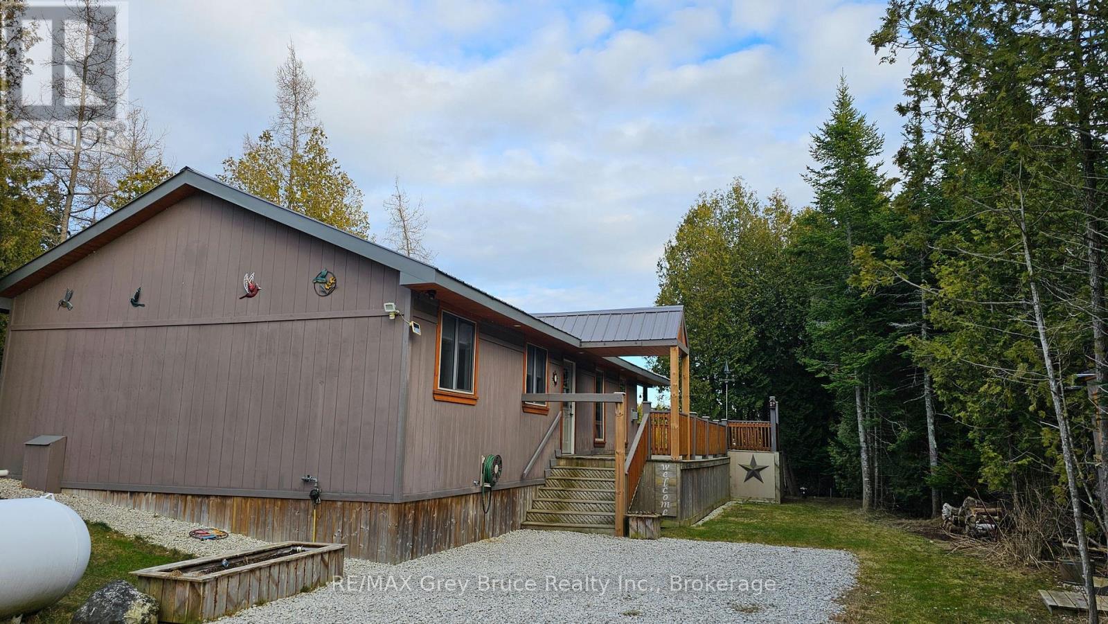 73 Larsen Cove Road N, Northern Bruce Peninsula, Ontario  N0H 1Z0 - Photo 1 - X12073061