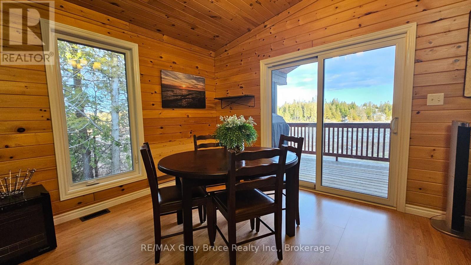 73 Larsen Cove Road N, Northern Bruce Peninsula, Ontario  N0H 1Z0 - Photo 10 - X12073061