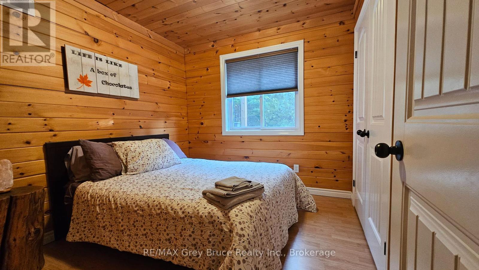 73 Larsen Cove Road N, Northern Bruce Peninsula, Ontario  N0H 1Z0 - Photo 11 - X12073061