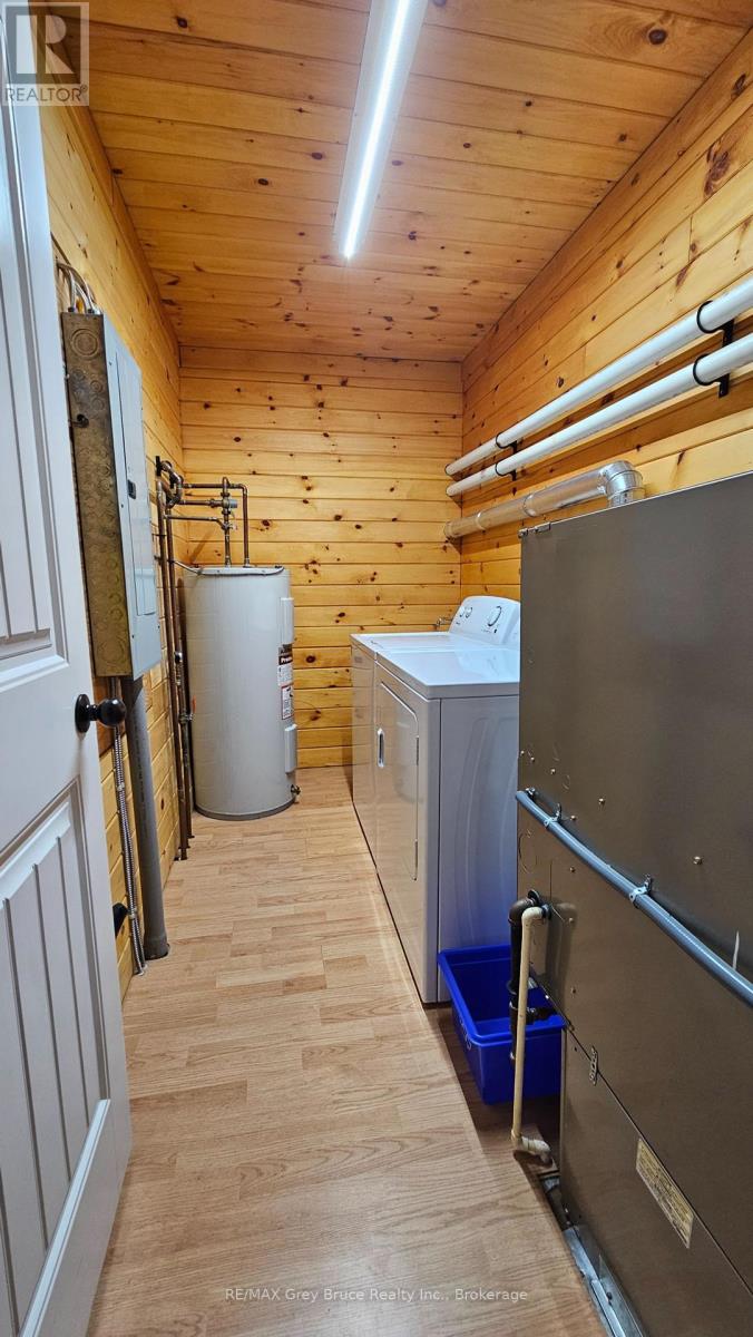 73 Larsen Cove Road N, Northern Bruce Peninsula, Ontario  N0H 1Z0 - Photo 15 - X12073061