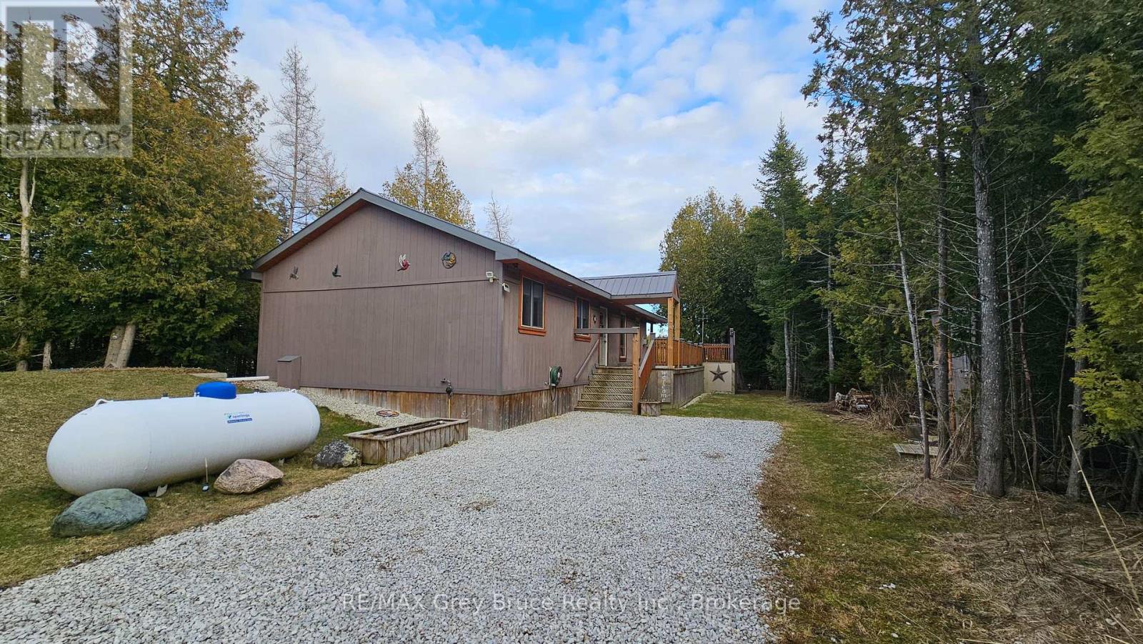 73 Larsen Cove Road N, Northern Bruce Peninsula, Ontario  N0H 1Z0 - Photo 21 - X12073061