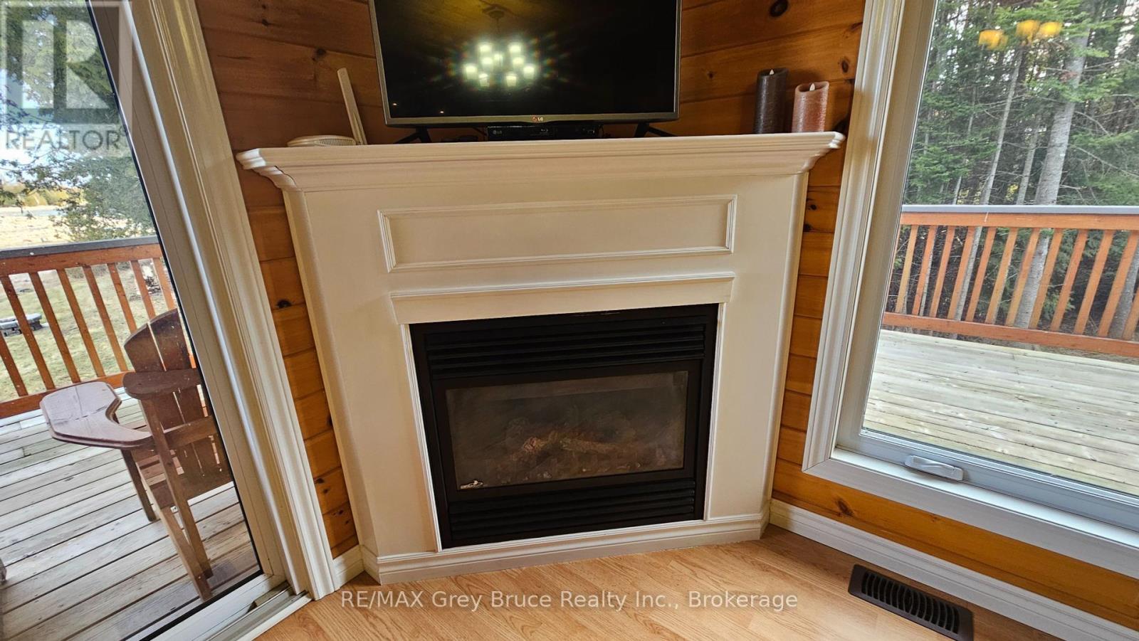 73 Larsen Cove Road N, Northern Bruce Peninsula, Ontario  N0H 1Z0 - Photo 6 - X12073061