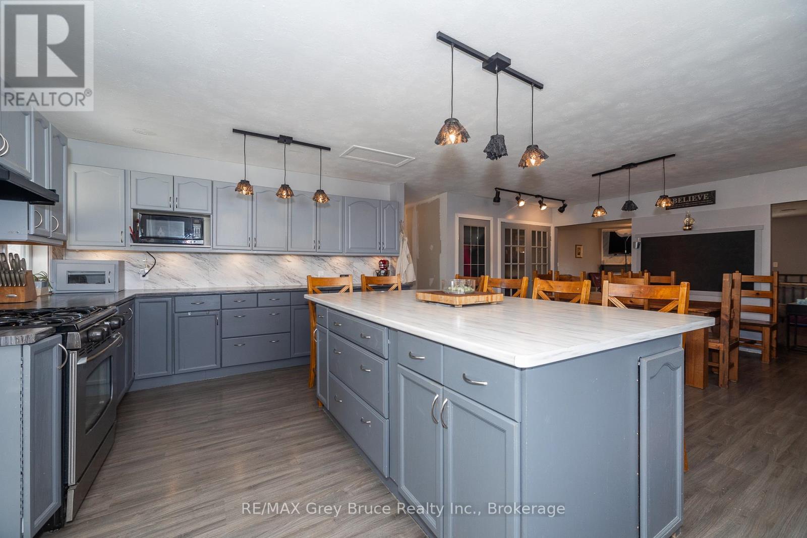 283 6 Concession, Arran-Elderslie, Ontario  N0H 2N0 - Photo 13 - X12073192