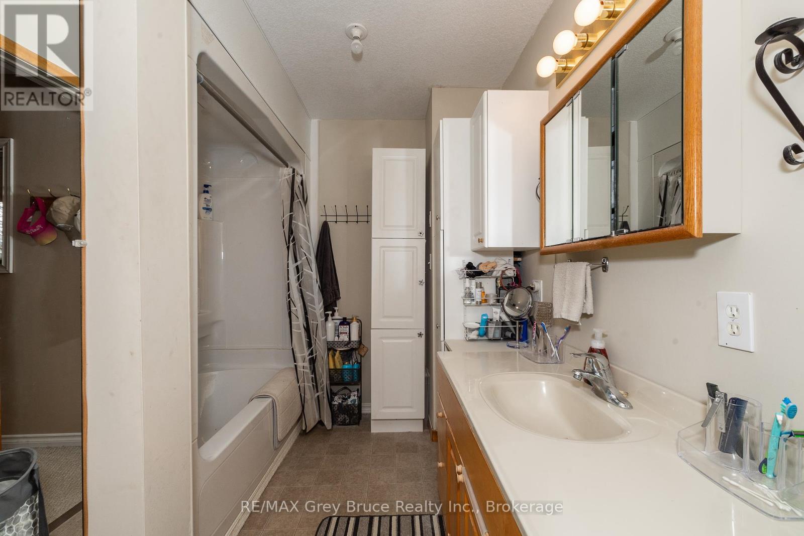283 6 Concession, Arran-Elderslie, Ontario  N0H 2N0 - Photo 24 - X12073192