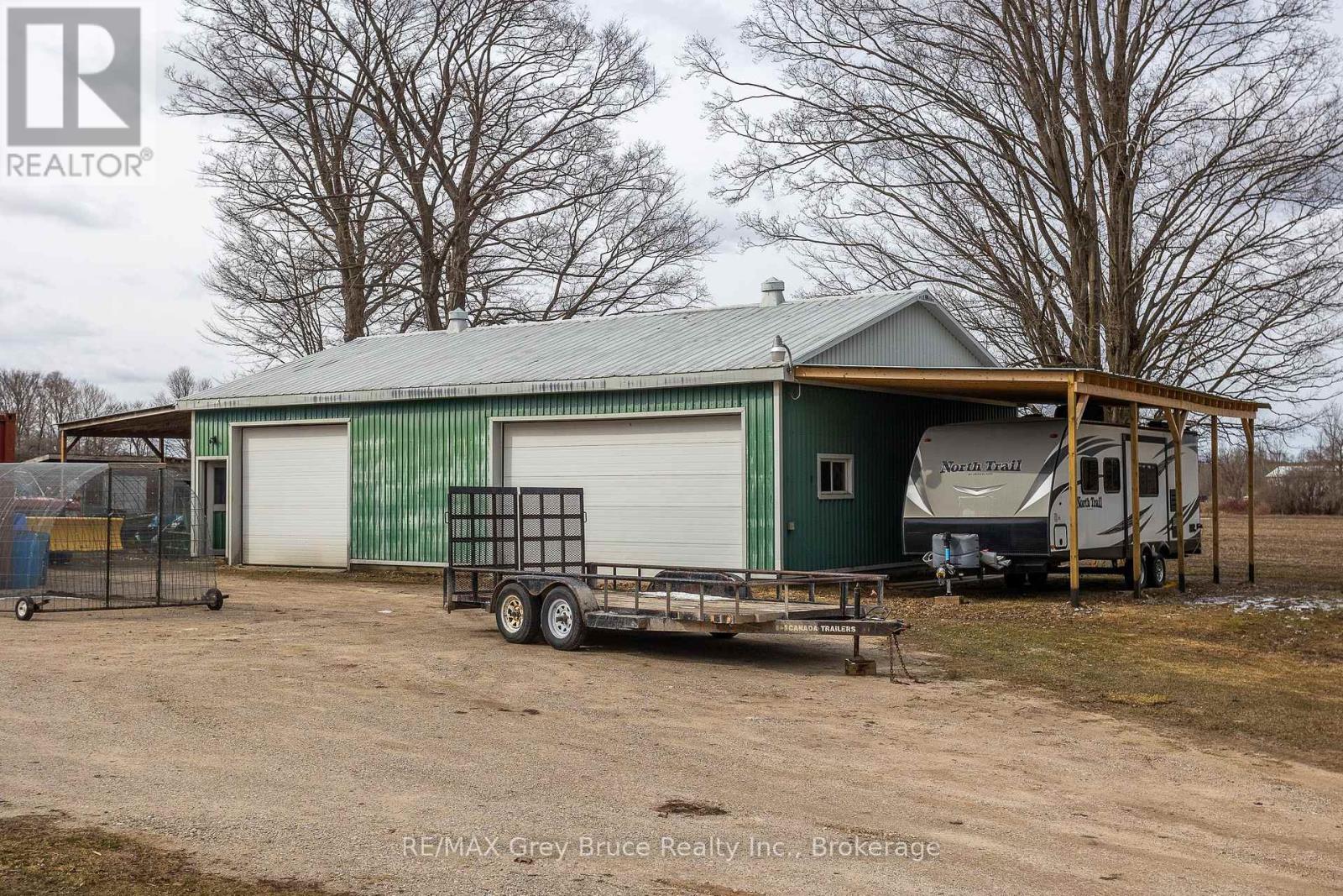 283 6 Concession, Arran-Elderslie, Ontario  N0H 2N0 - Photo 4 - X12073192
