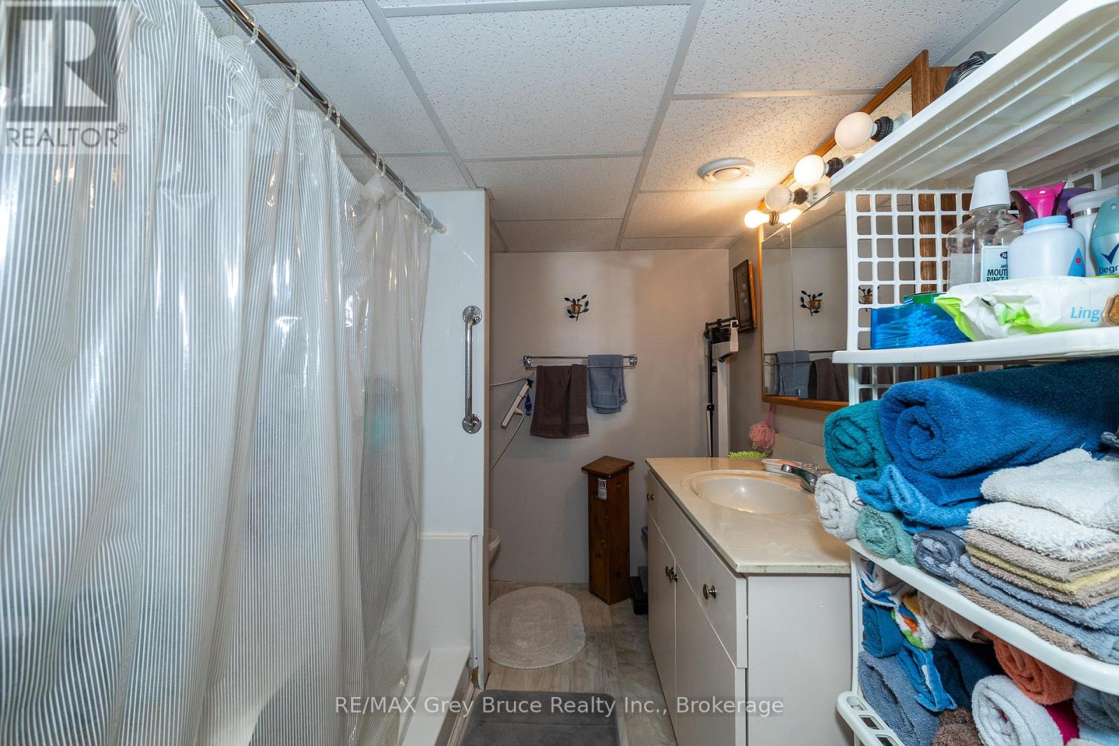 283 6 Concession, Arran-Elderslie, Ontario  N0H 2N0 - Photo 40 - X12073192