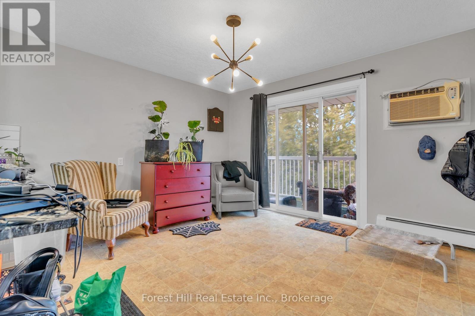 35 Shaftsbury Drive, Kitchener, Ontario  N2A 1N4 - Photo 11 - X12073669