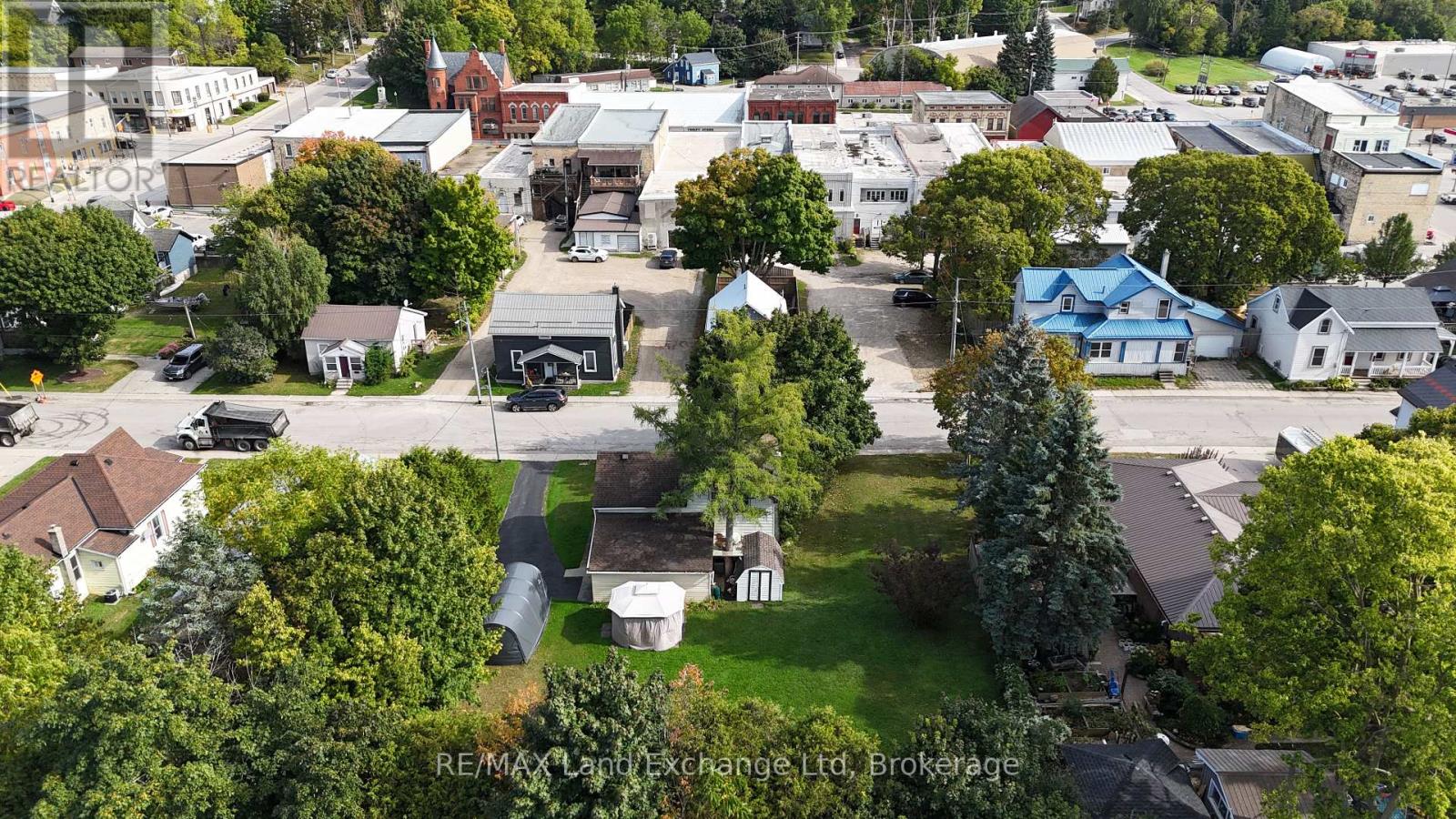 208 Edward Street, North Huron, Ontario  N0G 2W0 - Photo 3 - X12074007