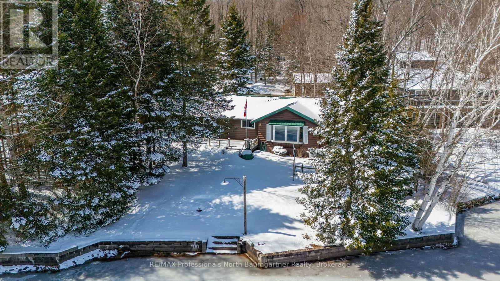 6258 HALIBURTON LAKE ROAD, Dysart et al, Ontario